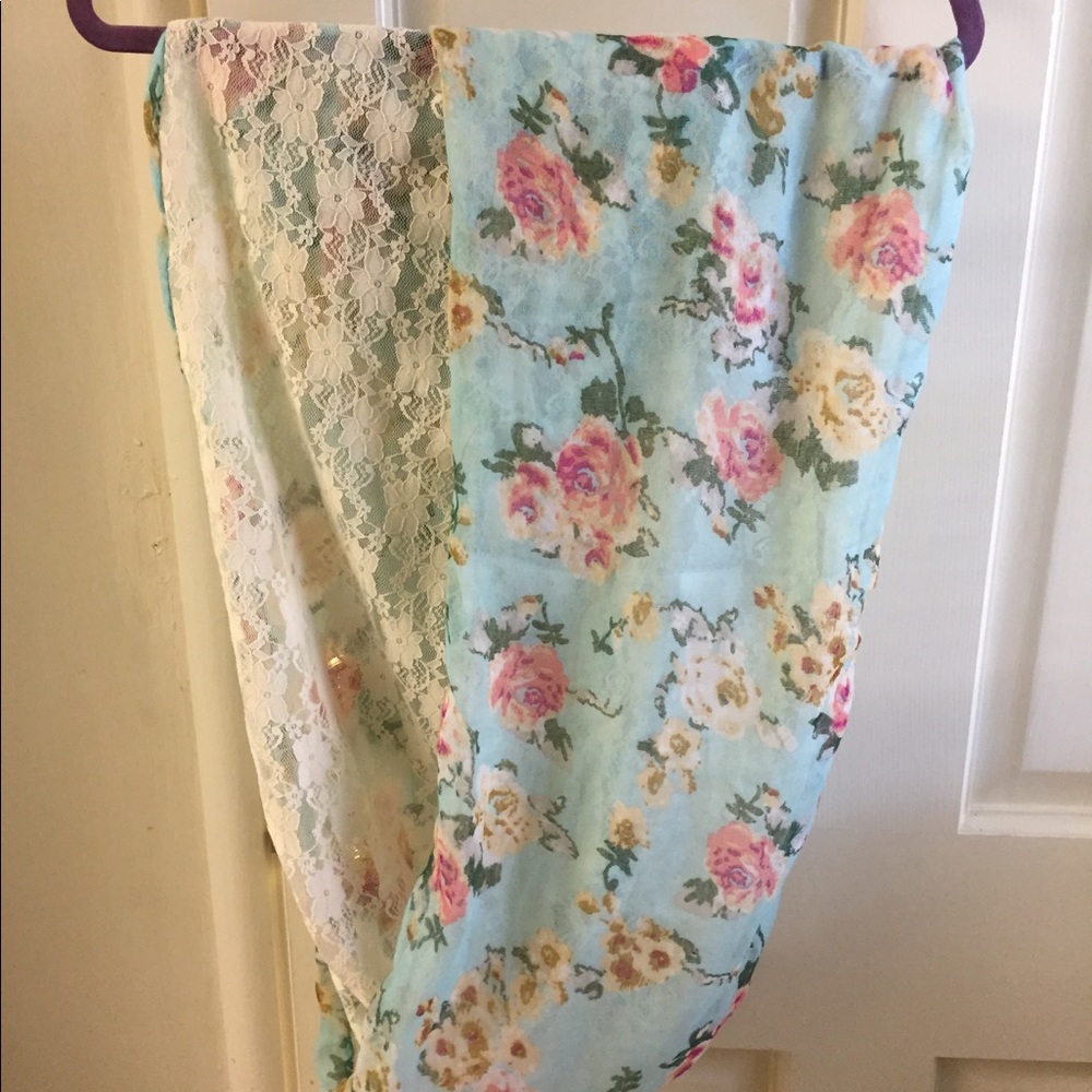 Elegant Floral and Lace Infinity Scarf